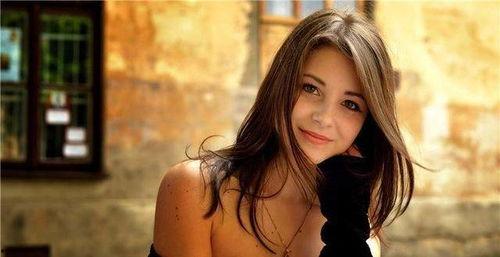 乌克兰女医官爆料视频,揭露战地医院惊人真相 第3张 乌克兰女医官爆料视频,揭露战地医院惊人真相 第3张