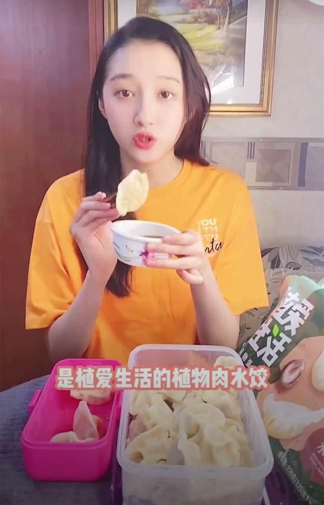 八十年代娱乐圈吃瓜路人,揭秘吃瓜路人的幕后故事 第3张 八十年代娱乐圈吃瓜路人,揭秘吃瓜路人的幕后故事 第3张